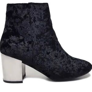 Like new w/box Elegant Black crushed Velvet Ankle Boots w/shiny mirrored heels.